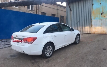 Chevrolet Cruze II, 2011 год, 350 000 рублей, 6 фотография