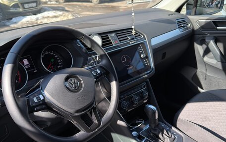 Volkswagen Tiguan II, 2020 год, 3 500 000 рублей, 6 фотография