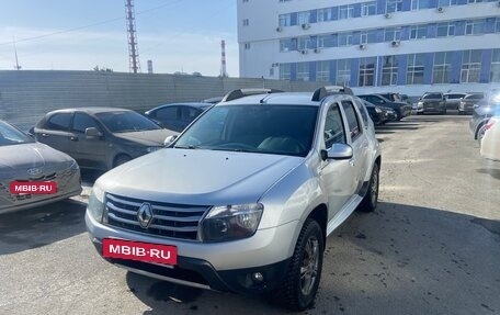 Renault Duster I рестайлинг, 2014 год, 1 000 000 рублей, 8 фотография