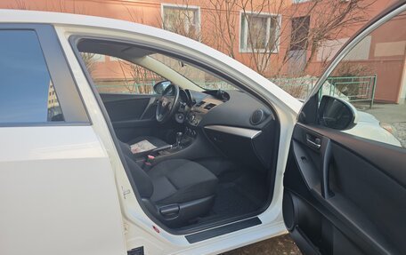 Mazda 3, 2013 год, 1 060 000 рублей, 16 фотография