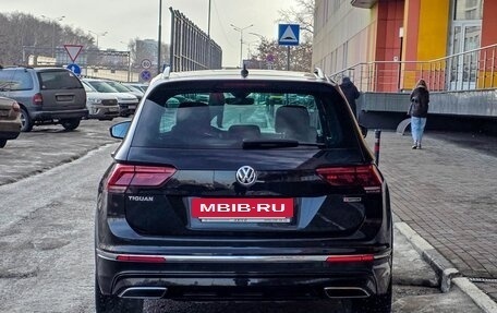 Volkswagen Tiguan II, 2019 год, 3 135 000 рублей, 6 фотография