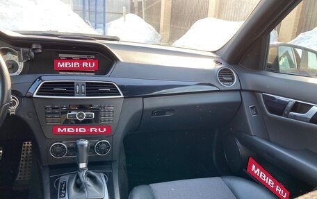 Mercedes-Benz C-Класс, 2012 год, 1 600 000 рублей, 15 фотография