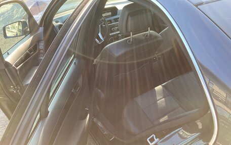 Mercedes-Benz C-Класс, 2012 год, 1 600 000 рублей, 22 фотография