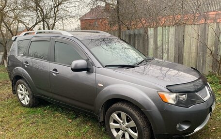 Mitsubishi Outlander III рестайлинг 3, 2008 год, 890 000 рублей, 2 фотография