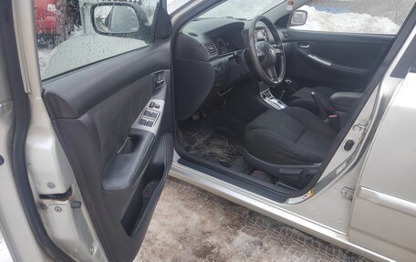 Toyota Corolla, 2005 год, 372 000 рублей, 3 фотография