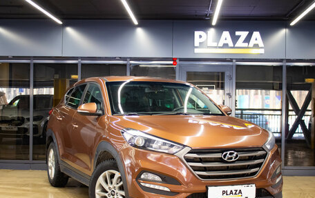 Hyundai Tucson III, 2017 год, 1 699 000 рублей, 2 фотография
