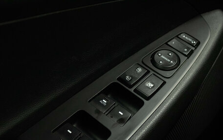 Hyundai Tucson III, 2017 год, 1 699 000 рублей, 13 фотография