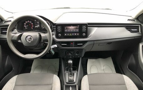 Skoda Rapid II, 2020 год, 1 570 000 рублей, 10 фотография