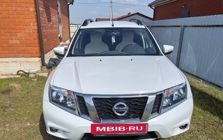 Nissan Terrano III, 2018 год, 1 200 000 рублей, 22 фотография