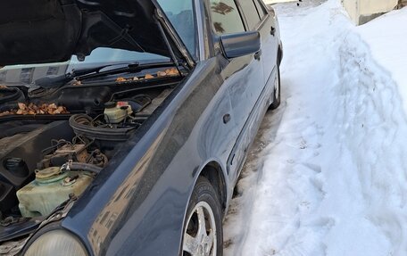 Mercedes-Benz E-Класс, 1998 год, 160 000 рублей, 14 фотография