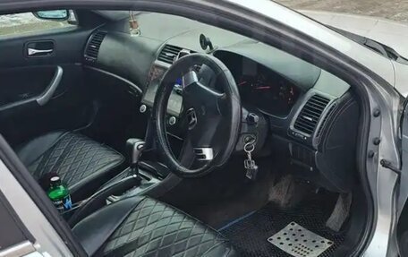 Honda Accord VII рестайлинг, 2003 год, 635 000 рублей, 6 фотография