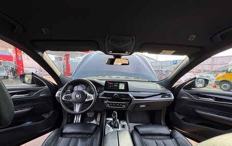 BMW 6 серия, 2018 год, 3 650 000 рублей, 11 фотография