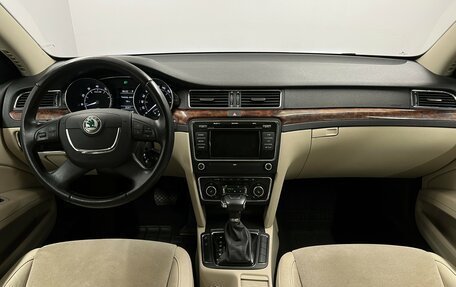 Skoda Superb III рестайлинг, 2012 год, 1 168 000 рублей, 8 фотография