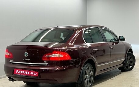 Skoda Superb III рестайлинг, 2012 год, 1 168 000 рублей, 2 фотография