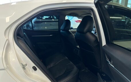 Toyota Camry, 2018 год, 2 299 900 рублей, 17 фотография