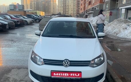 Volkswagen Polo VI (EU Market), 2015 год, 850 000 рублей, 1 фотография