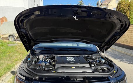 Land Rover Range Rover IV рестайлинг, 2021 год, 11 000 000 рублей, 9 фотография