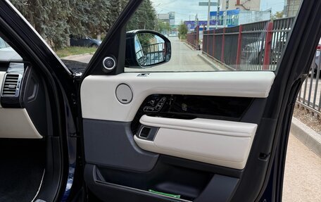 Land Rover Range Rover IV рестайлинг, 2021 год, 11 000 000 рублей, 19 фотография