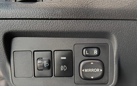 Toyota Corolla, 2012 год, 830 000 рублей, 13 фотография