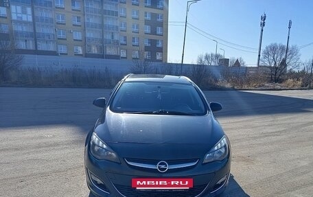 Opel Astra J, 2014 год, 899 000 рублей, 2 фотография