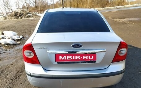 Ford Focus II рестайлинг, 2006 год, 530 000 рублей, 4 фотография
