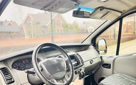 Renault Trafic, 2003 год, 950 000 рублей, 9 фотография