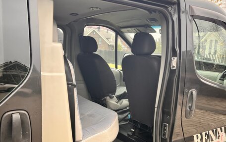 Renault Trafic, 2003 год, 950 000 рублей, 11 фотография