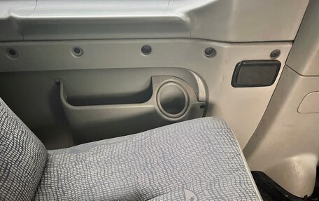 Renault Trafic, 2003 год, 950 000 рублей, 13 фотография