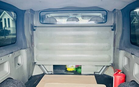 Renault Trafic, 2003 год, 950 000 рублей, 15 фотография