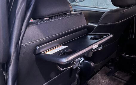 Toyota Voxy III, 2019 год, 2 900 000 рублей, 10 фотография