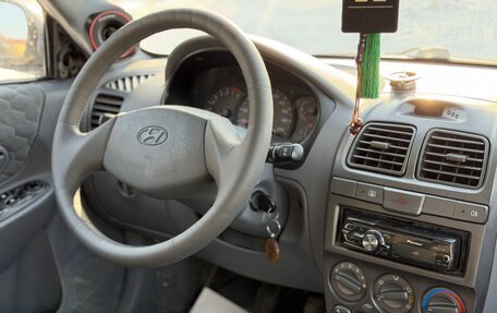 Hyundai Accent II, 2005 год, 335 000 рублей, 19 фотография