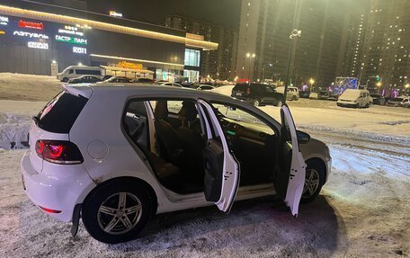 Volkswagen Golf VI, 2011 год, 700 000 рублей, 3 фотография