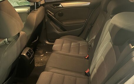 Volkswagen Golf VI, 2011 год, 700 000 рублей, 7 фотография