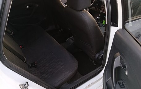 Volkswagen Polo VI (EU Market), 2017 год, 375 000 рублей, 9 фотография