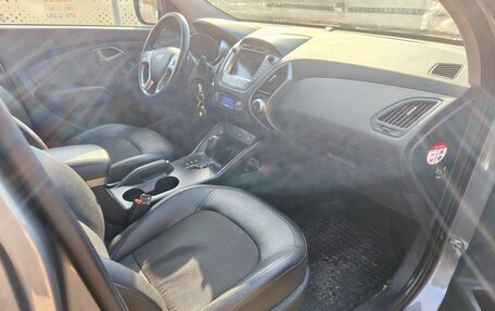 Hyundai ix35 I рестайлинг, 2015 год, 1 490 000 рублей, 2 фотография