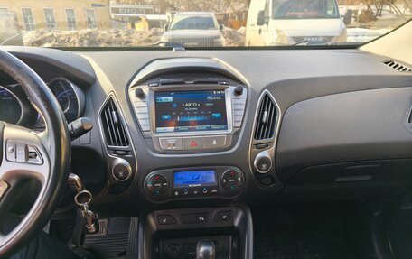 Hyundai ix35 I рестайлинг, 2015 год, 1 490 000 рублей, 13 фотография