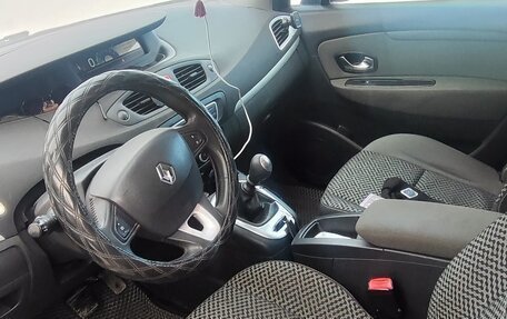 Renault Scenic III, 2011 год, 830 000 рублей, 9 фотография