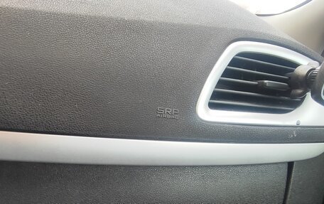 Renault Scenic III, 2011 год, 830 000 рублей, 16 фотография