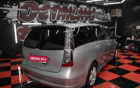 Mitsubishi Grandis, 2006 год, 1 100 000 рублей, 12 фотография