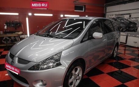 Mitsubishi Grandis, 2006 год, 1 100 000 рублей, 8 фотография