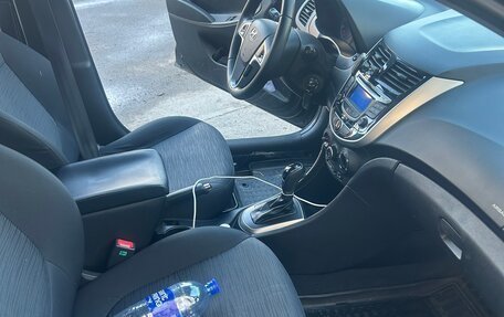 Hyundai Solaris II рестайлинг, 2014 год, 875 000 рублей, 13 фотография