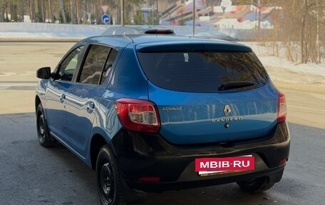 Renault Sandero II рестайлинг, 2015 год, 369 000 рублей, 3 фотография