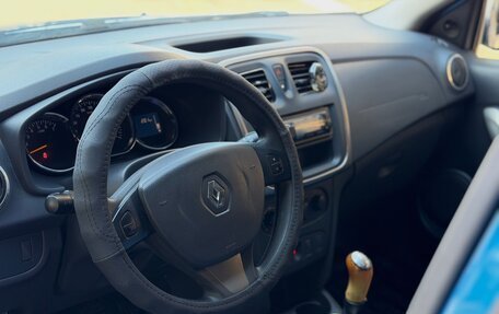 Renault Sandero II рестайлинг, 2015 год, 369 000 рублей, 5 фотография