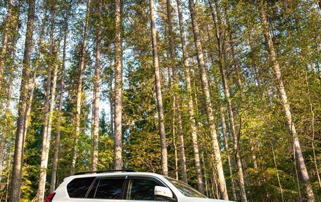 Toyota Land Cruiser Prado 150 рестайлинг 2, 2019 год, 5 250 000 рублей, 7 фотография