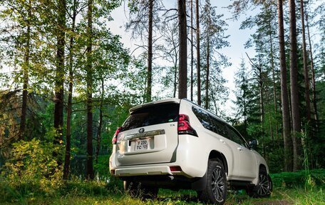 Toyota Land Cruiser Prado 150 рестайлинг 2, 2019 год, 5 250 000 рублей, 10 фотография