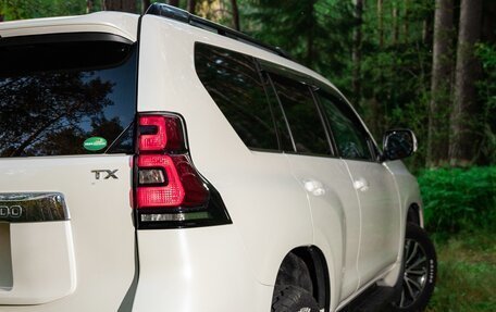 Toyota Land Cruiser Prado 150 рестайлинг 2, 2019 год, 5 250 000 рублей, 11 фотография