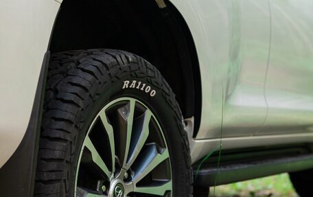 Toyota Land Cruiser Prado 150 рестайлинг 2, 2019 год, 5 250 000 рублей, 15 фотография