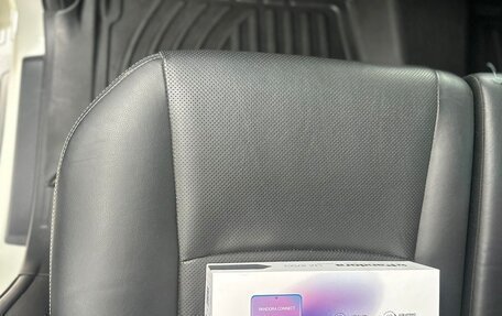 Toyota Land Cruiser Prado 150 рестайлинг 2, 2019 год, 5 250 000 рублей, 22 фотография