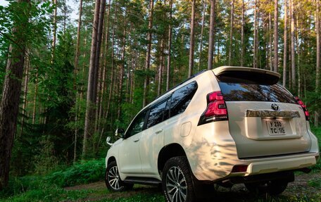 Toyota Land Cruiser Prado 150 рестайлинг 2, 2019 год, 5 250 000 рублей, 14 фотография