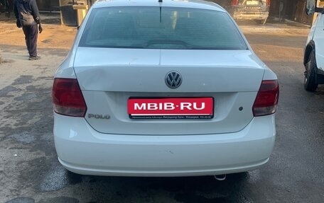 Volkswagen Polo VI (EU Market), 2015 год, 850 000 рублей, 4 фотография